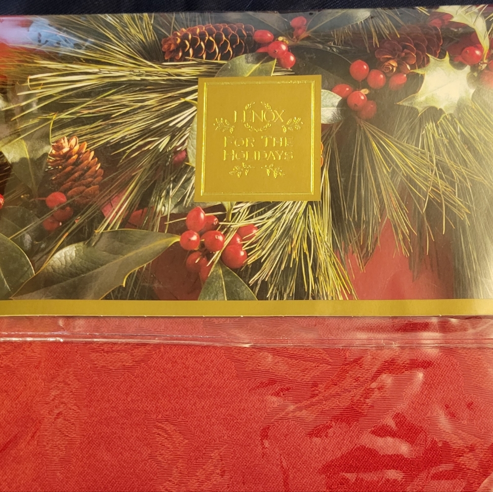 NWT Lenox For The Holidays Tablecloth